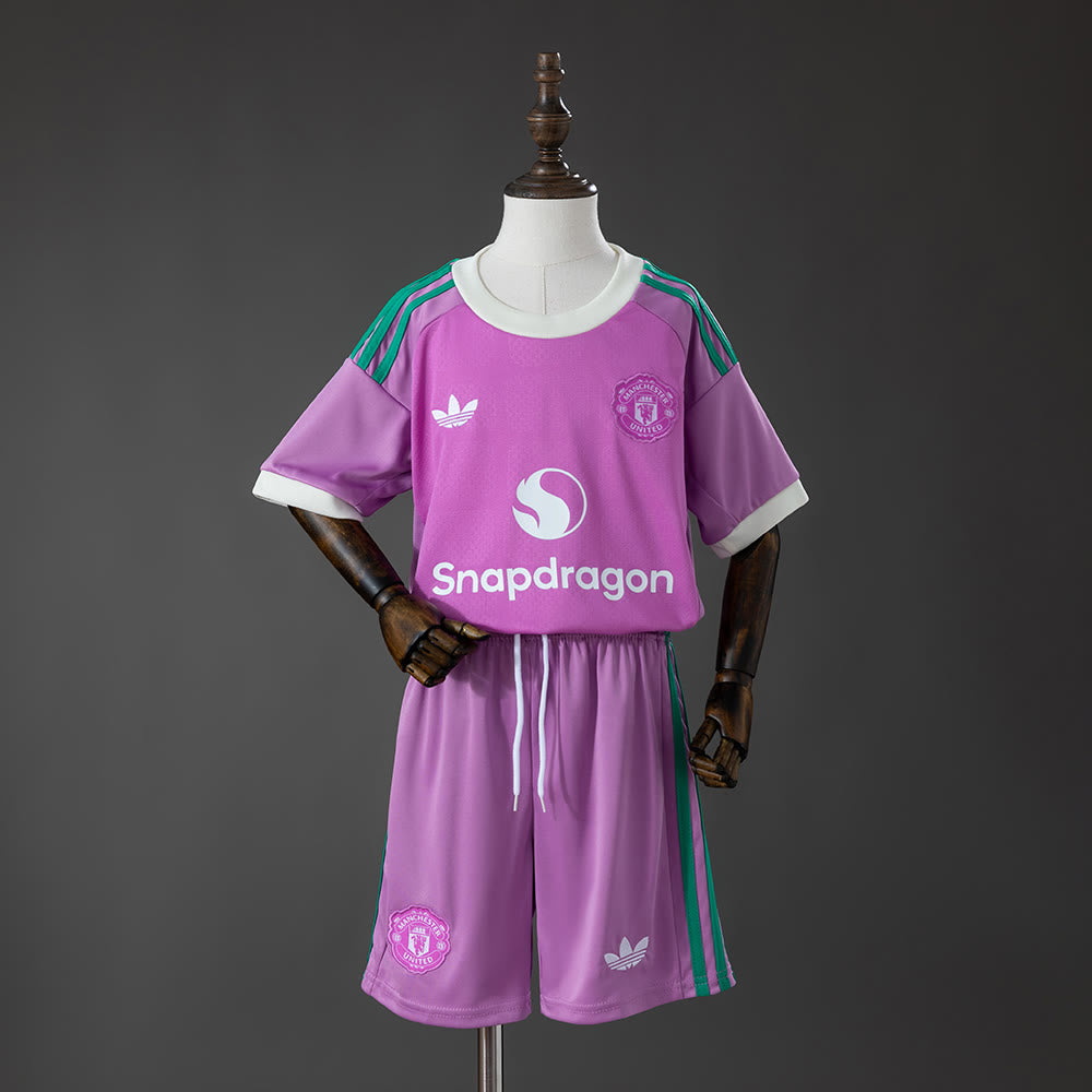 Manchester United 26/27 II Kids kit goalkeeper