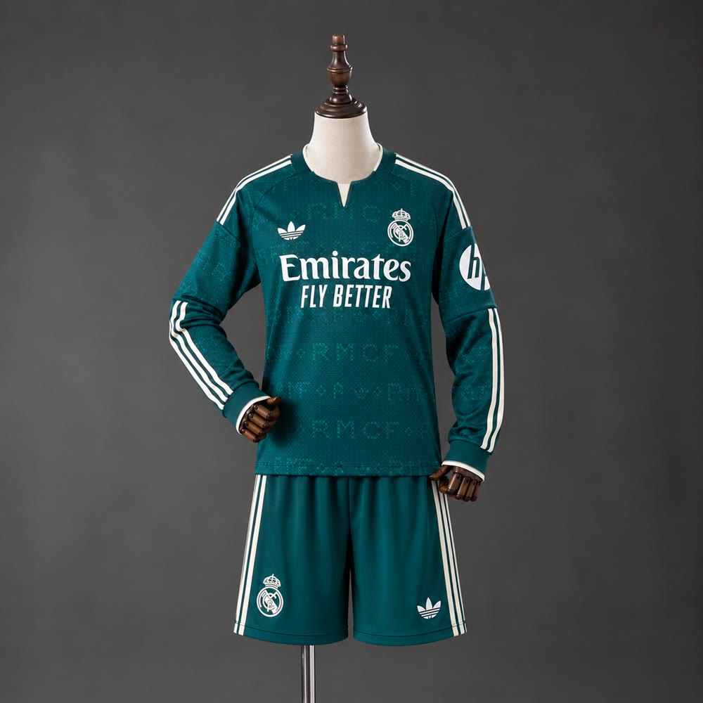 Real Madrid 26/27 II Long-Sleeve Kids Kit