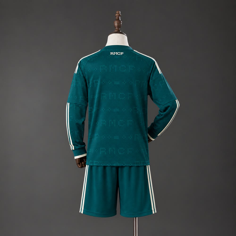 Real Madrid 26/27 II Long-Sleeve Kids Kit